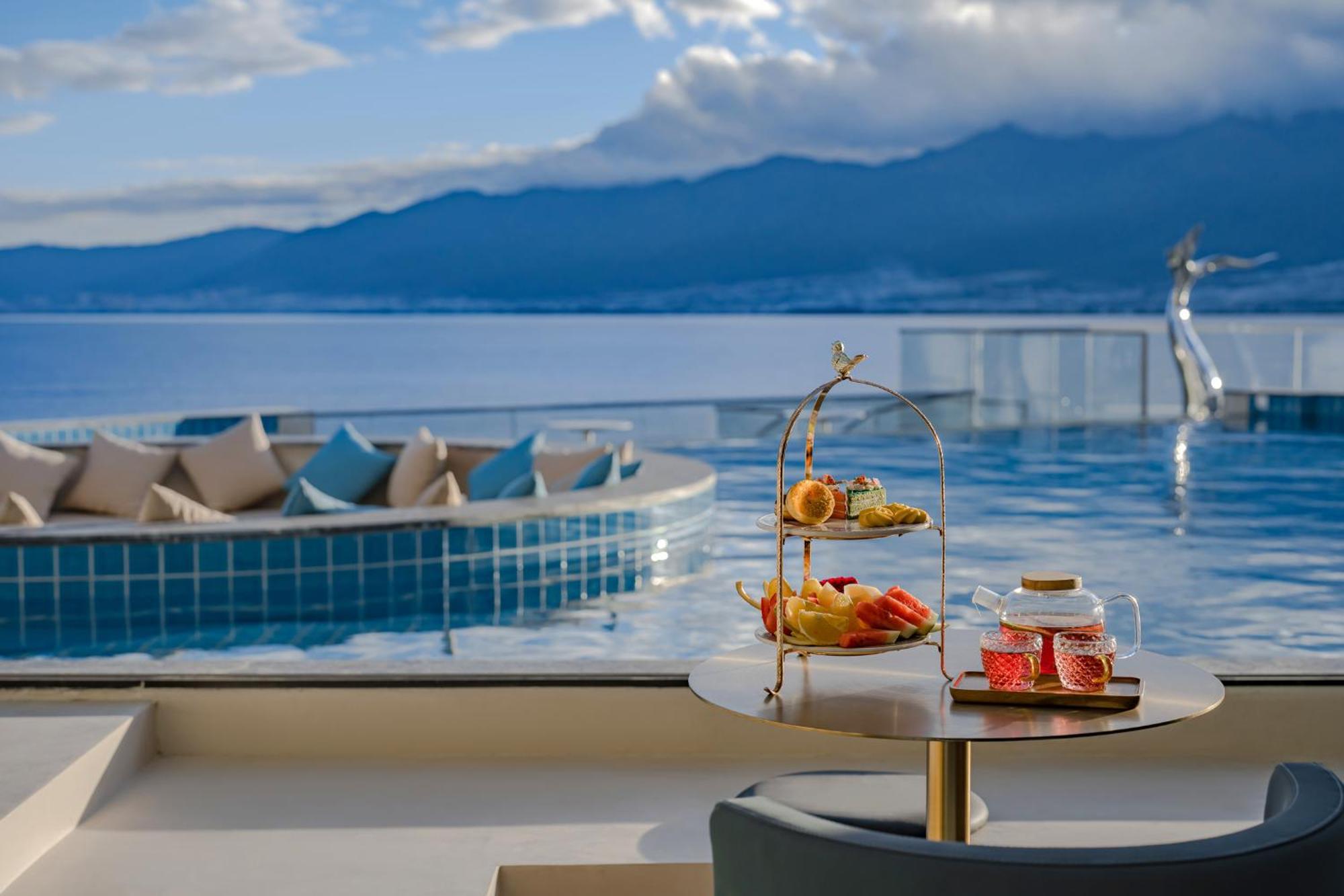 Dali Oriental Seaview Hotel -Dali Erhai Екстериор снимка